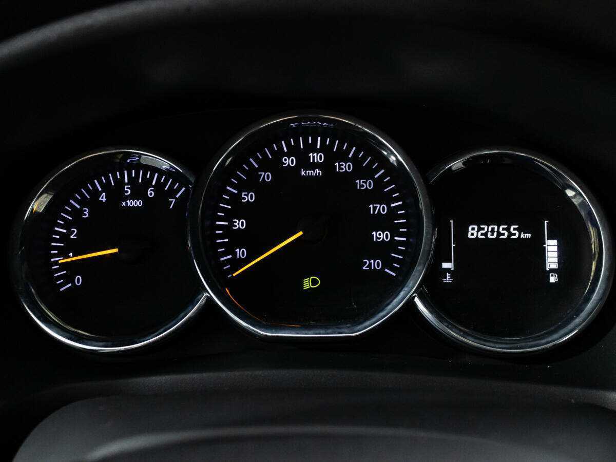 Купить Renault Logan с пробегом. Фото: #11