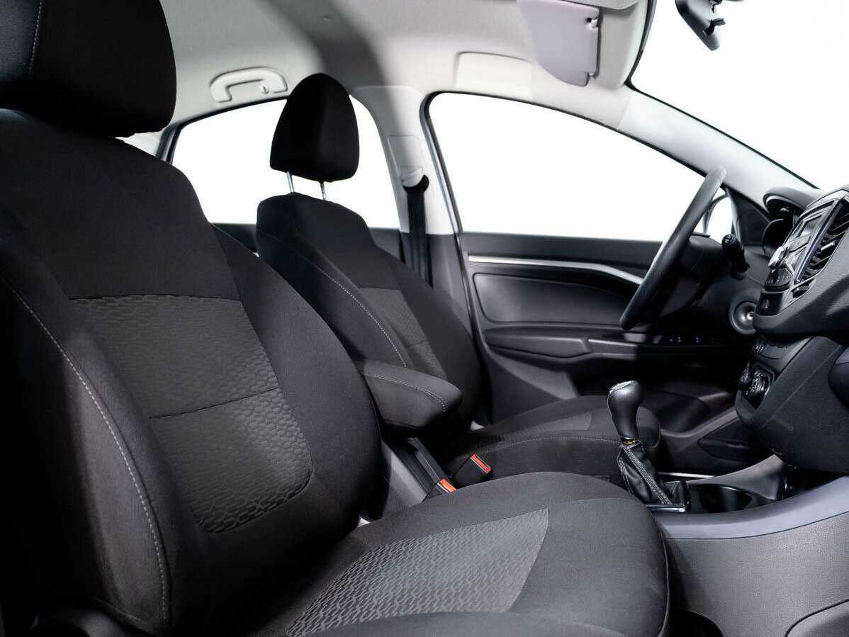 Купить Lada (ВАЗ) Vesta с пробегом. Фото: #9