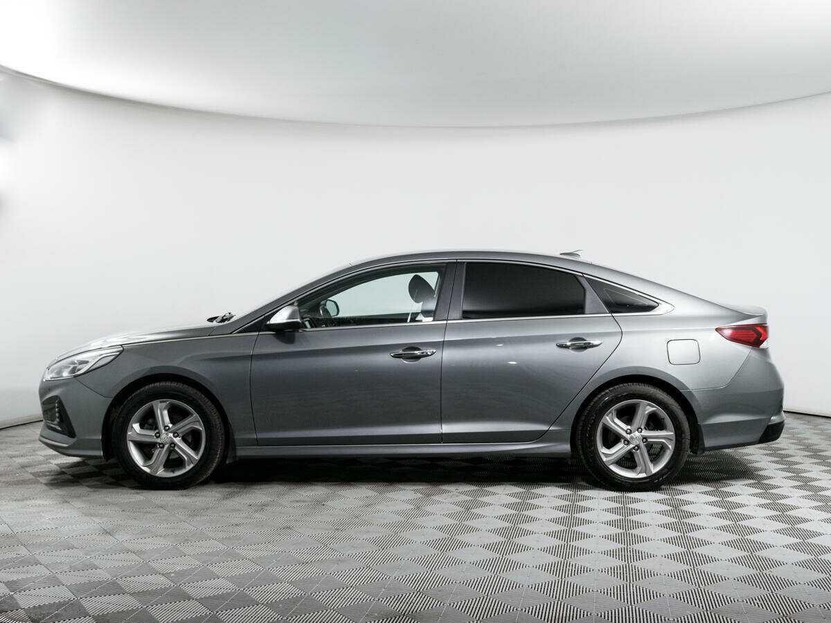 Купить Hyundai Sonata с пробегом. Фото: #1
