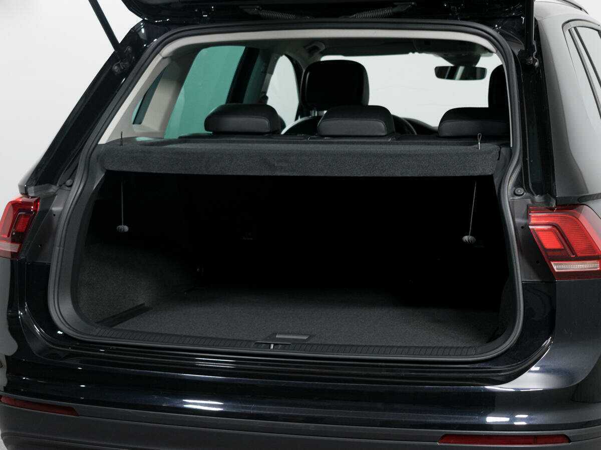 Купить Volkswagen Tiguan с пробегом. Фото: #1
