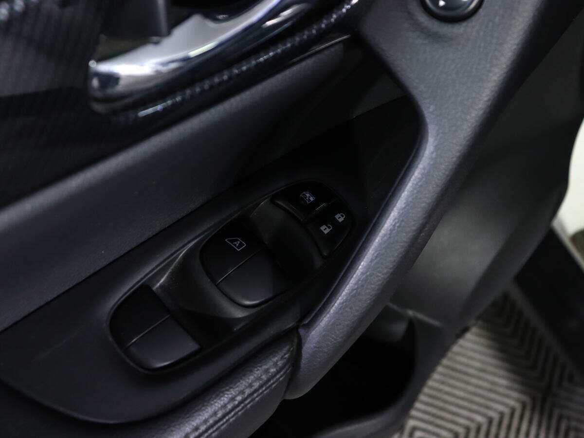 Купить Nissan X-Trail с пробегом. Фото: #15