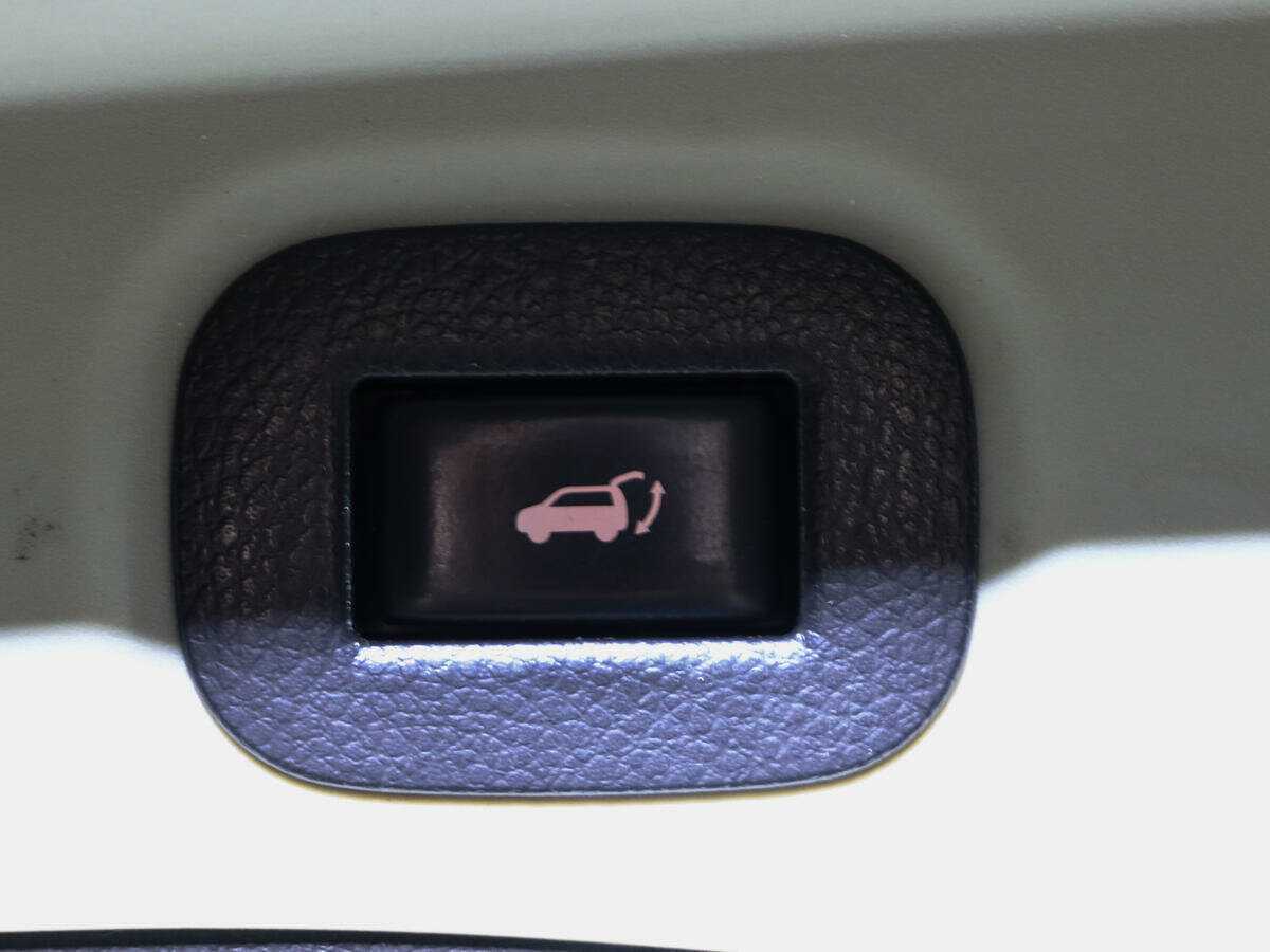 Купить Nissan X-Trail с пробегом. Фото: #17