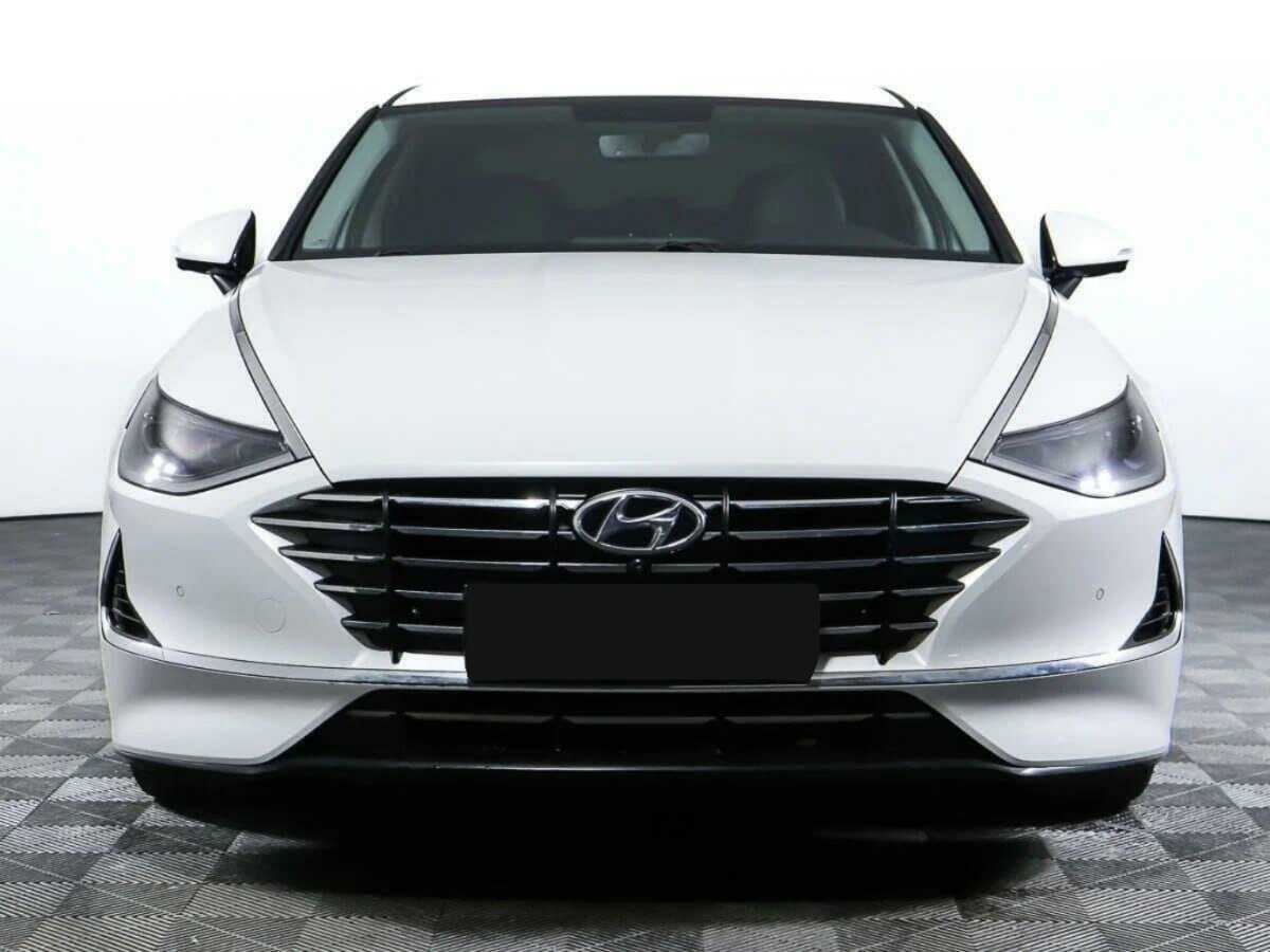 Купить Hyundai Sonata с пробегом. Фото: #1