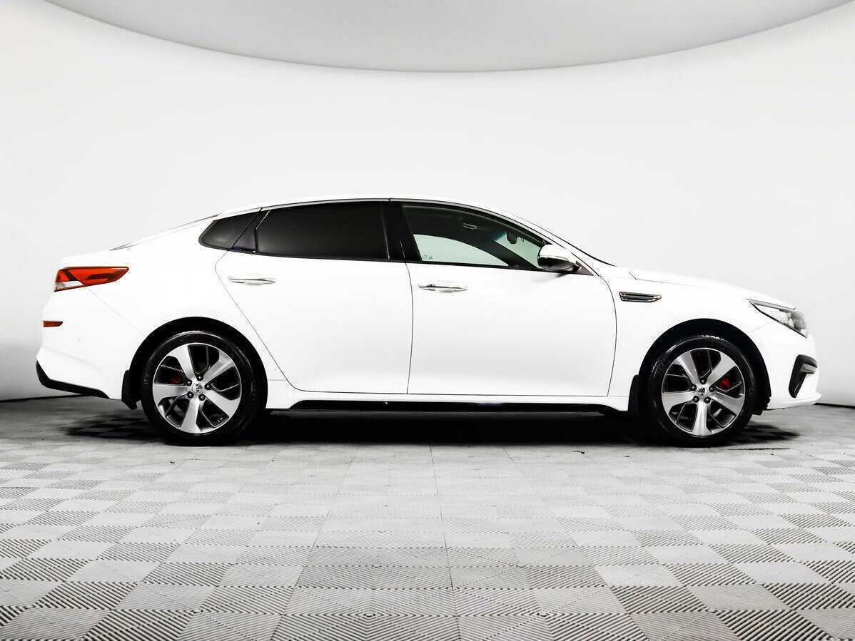 Купить Kia Optima с пробегом. Фото: #3