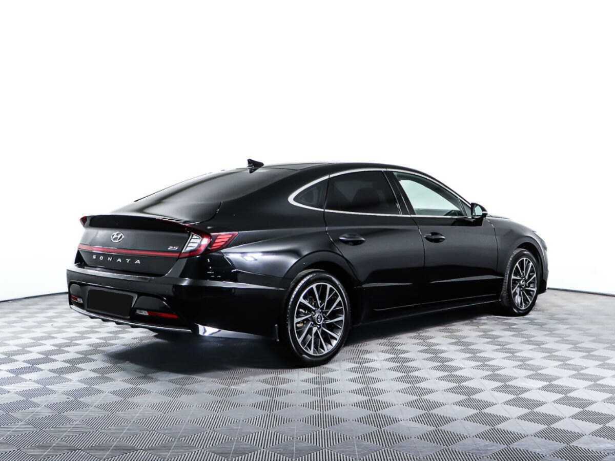 Купить Hyundai Sonata с пробегом. Фото: #4