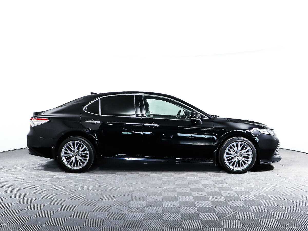 Купить Toyota Camry с пробегом. Фото: #3