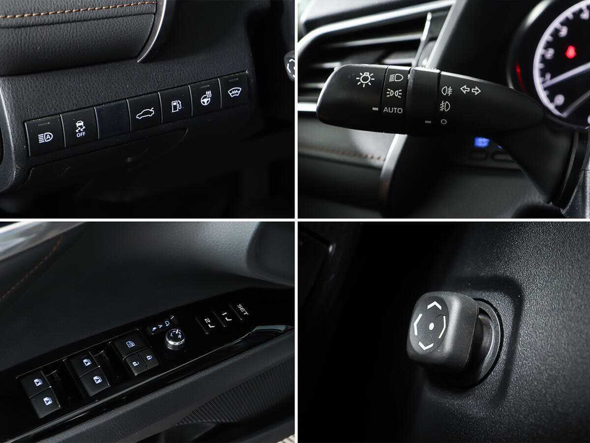 Купить Toyota Camry с пробегом. Фото: #18