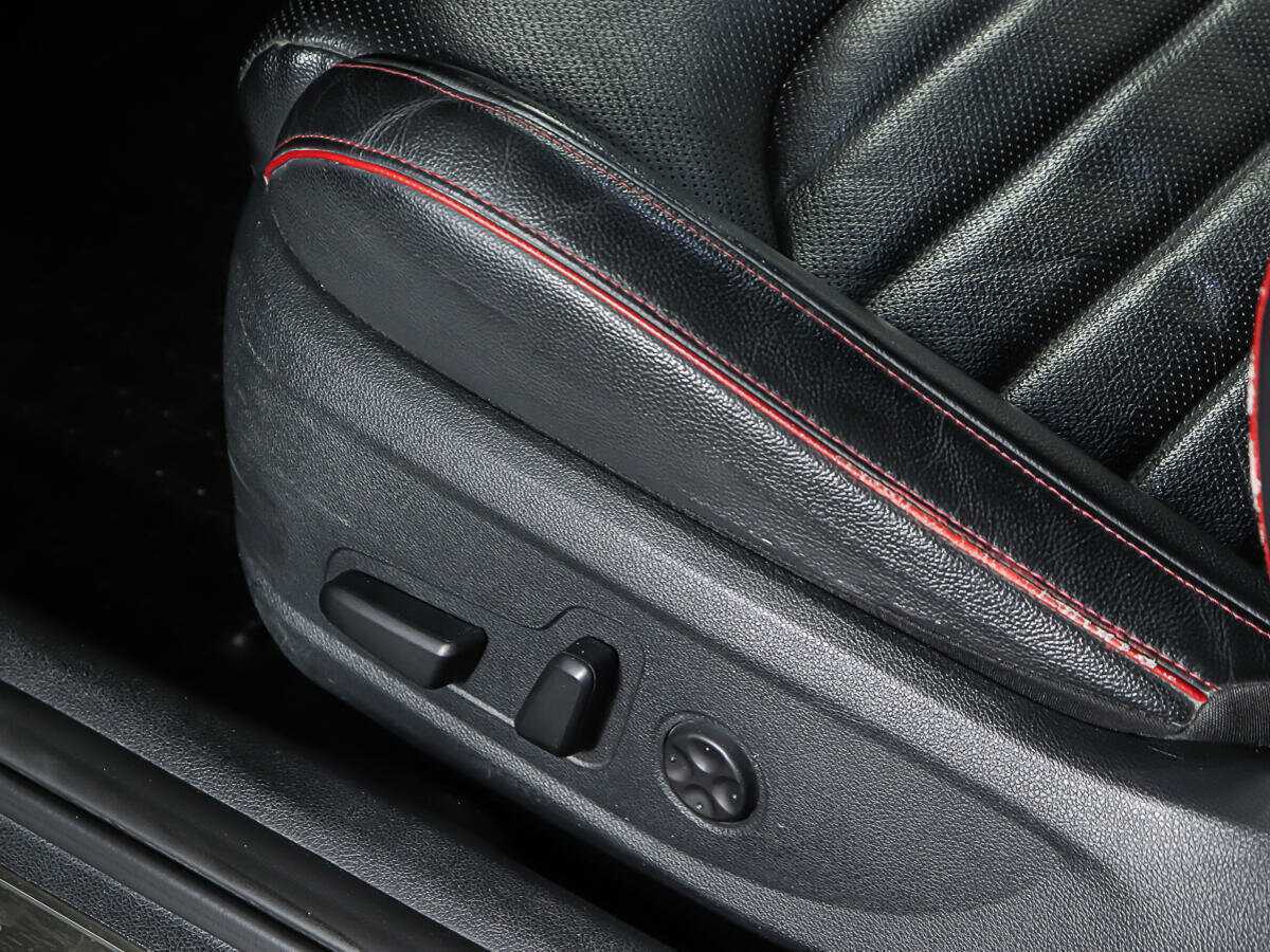 Купить Kia Optima с пробегом. Фото: #17