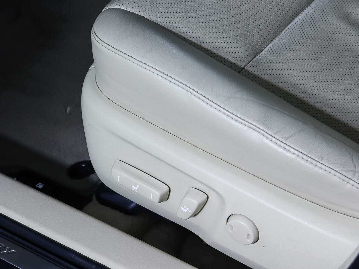 Купить Toyota Camry с пробегом. Фото: #15