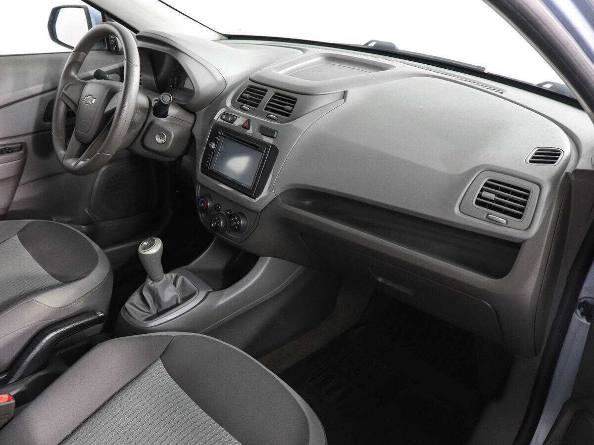 Купить Chevrolet Cobalt с пробегом. Фото: #9