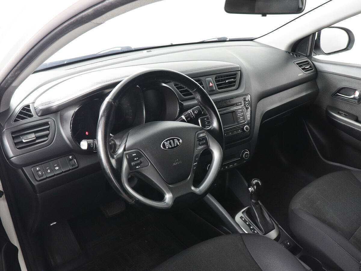 Купить Kia Rio с пробегом. Фото: #8
