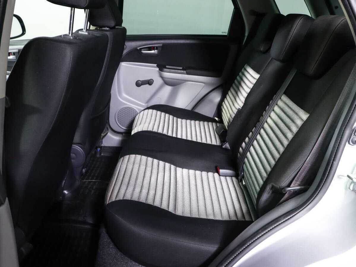 Продажа Б/У Сузуки С-Икс4. Фото: #9