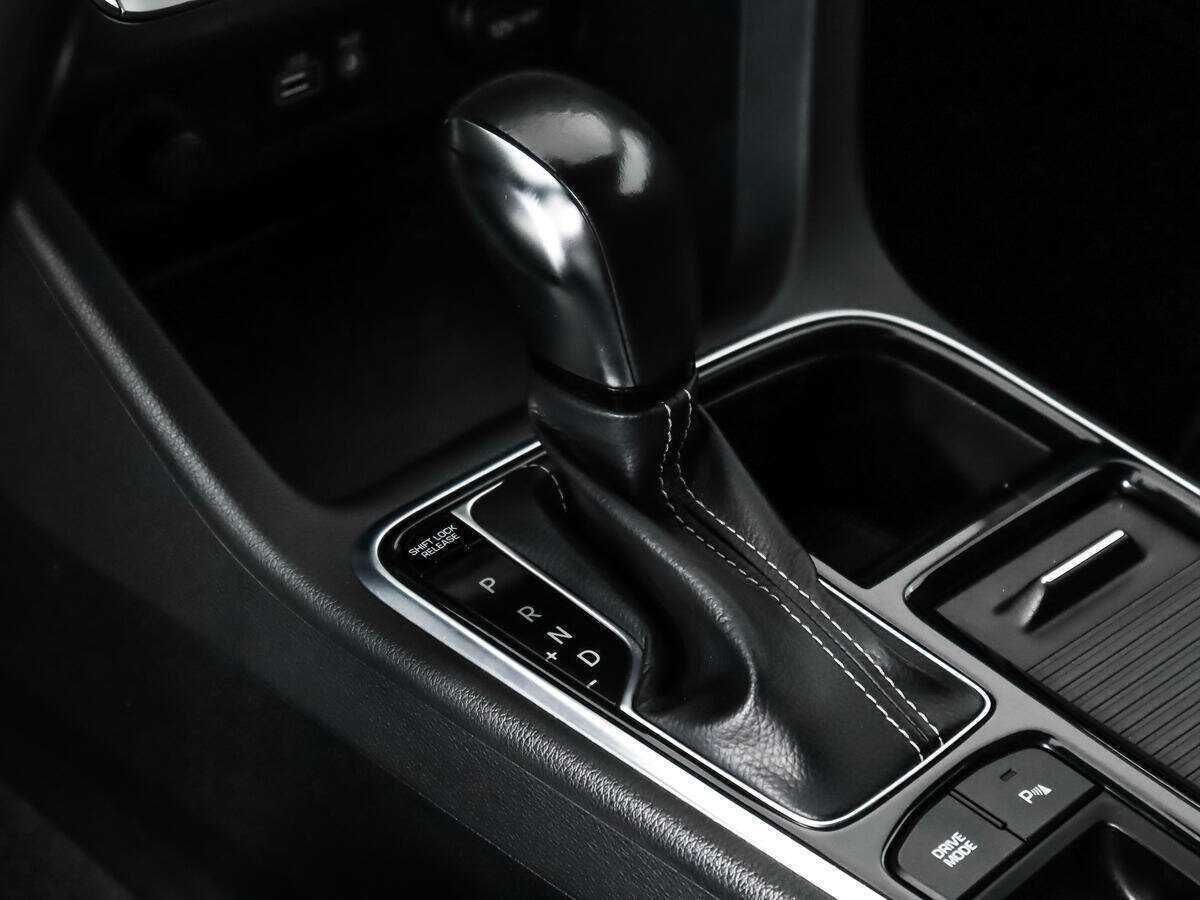 Купить Hyundai Sonata с пробегом. Фото: #10