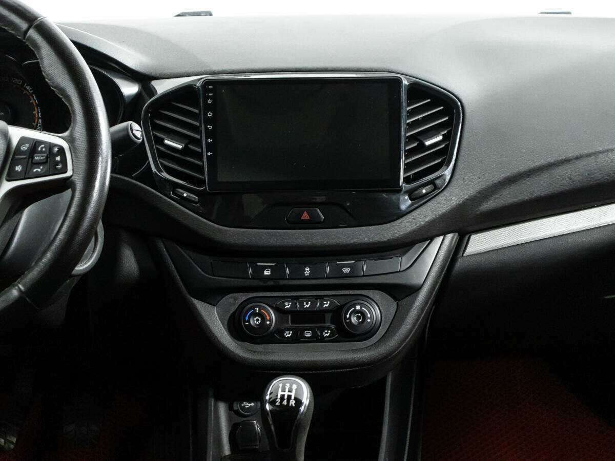 Купить Lada (ВАЗ) Vesta с пробегом. Фото: #13