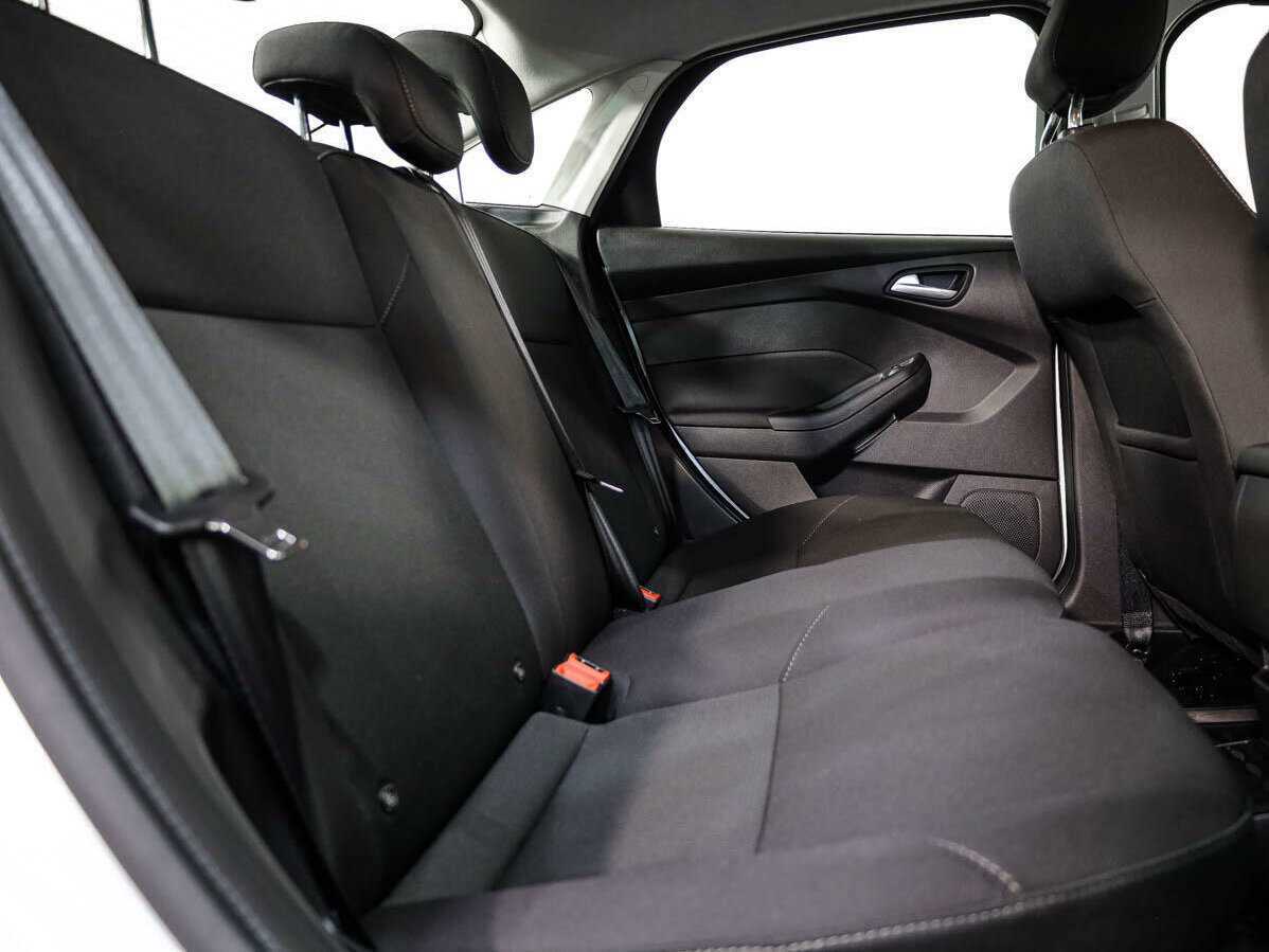 Купить Ford Focus с пробегом. Фото: #12
