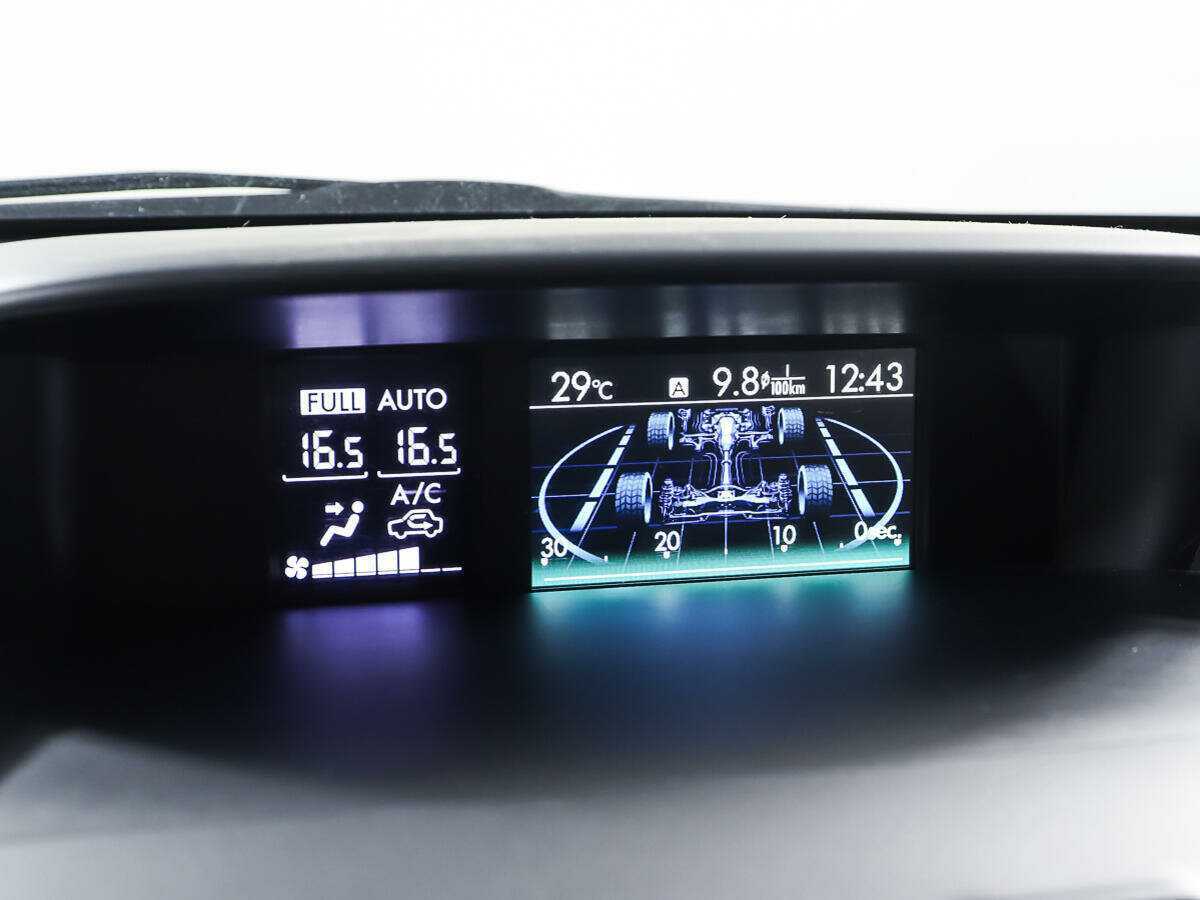 Купить Subaru XV с пробегом. Фото: #16