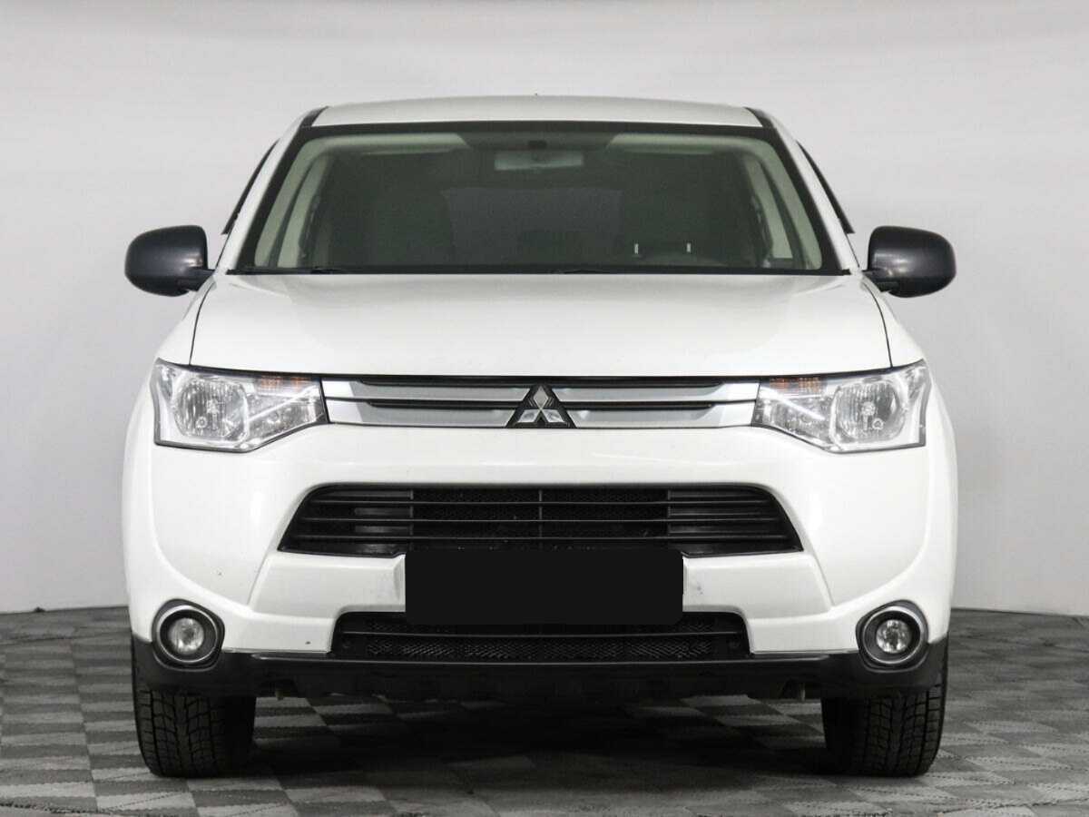 Купить Mitsubishi Outlander с пробегом. Фото: #1