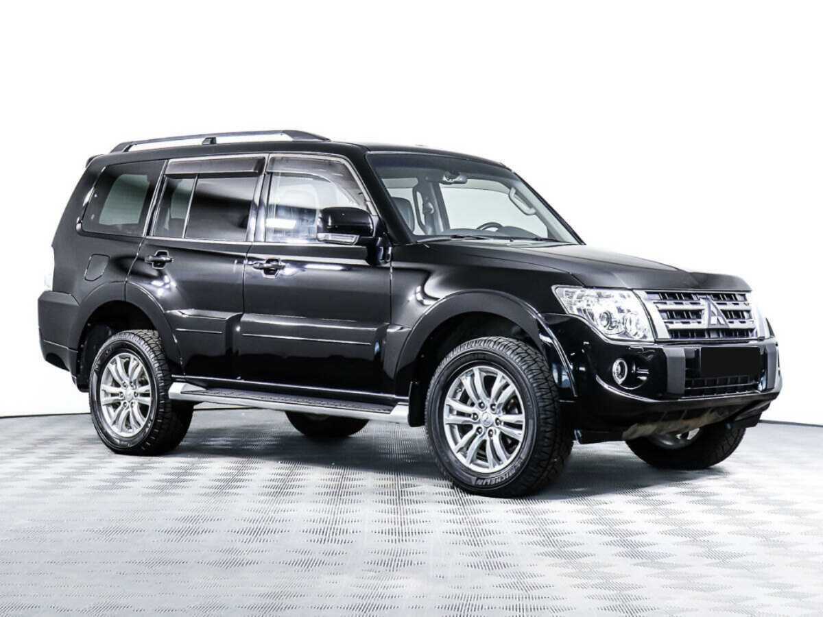 Купить Mitsubishi Pajero с пробегом. Фото: #1