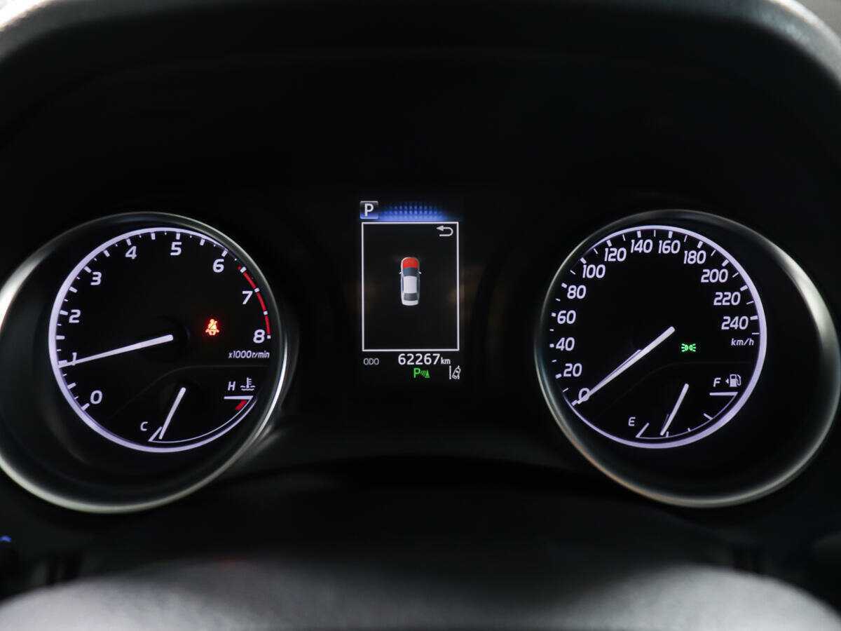 Купить Toyota Camry с пробегом. Фото: #12