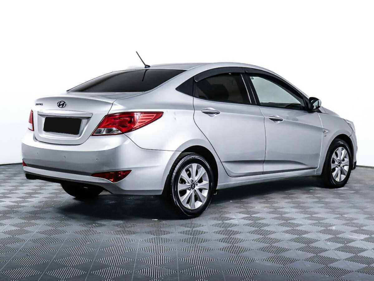 Купить Hyundai Solaris с пробегом. Фото: #3