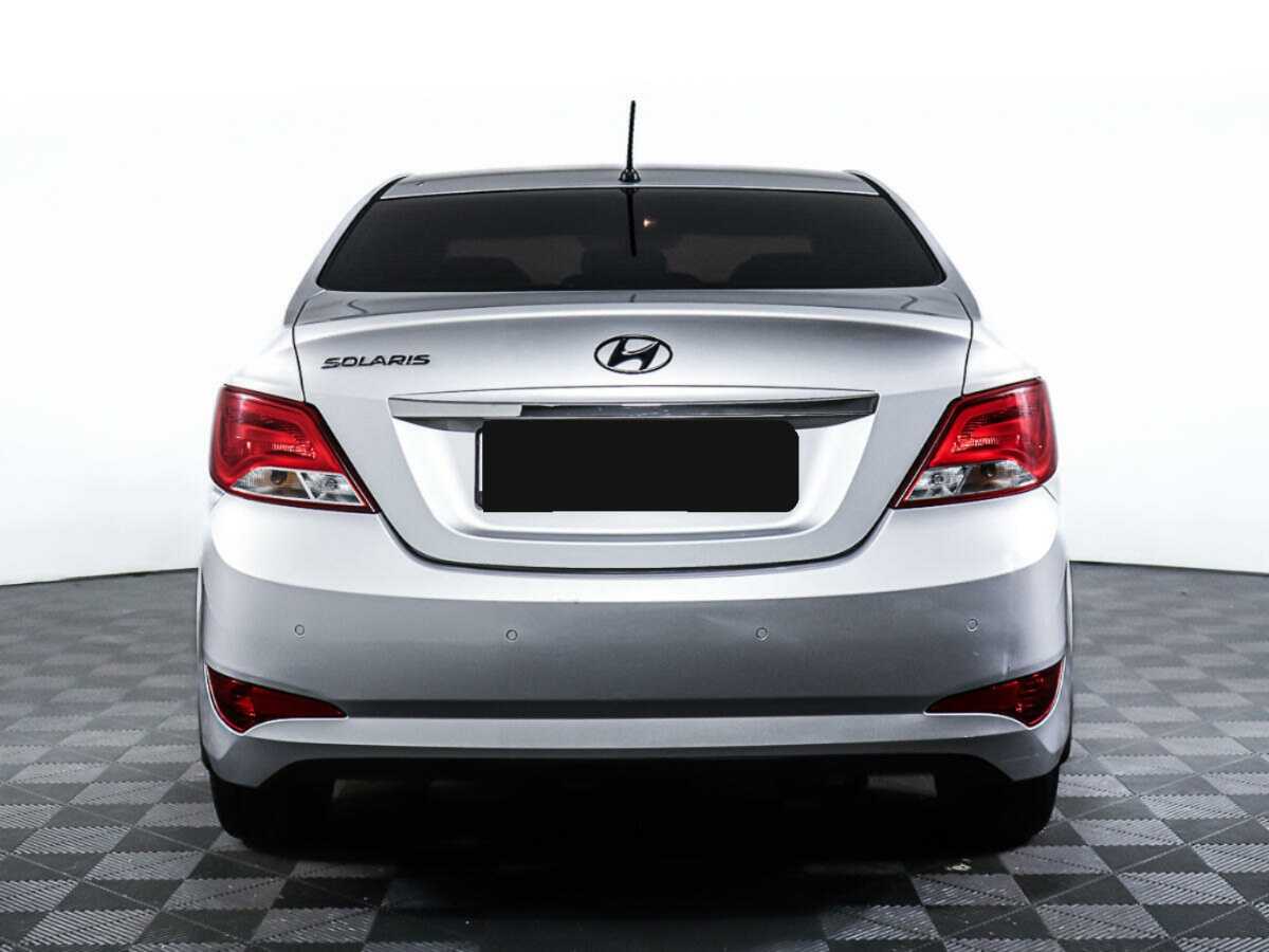 Купить Hyundai Solaris с пробегом. Фото: #4