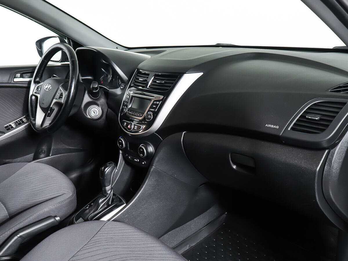 Купить Hyundai Solaris с пробегом. Фото: #7