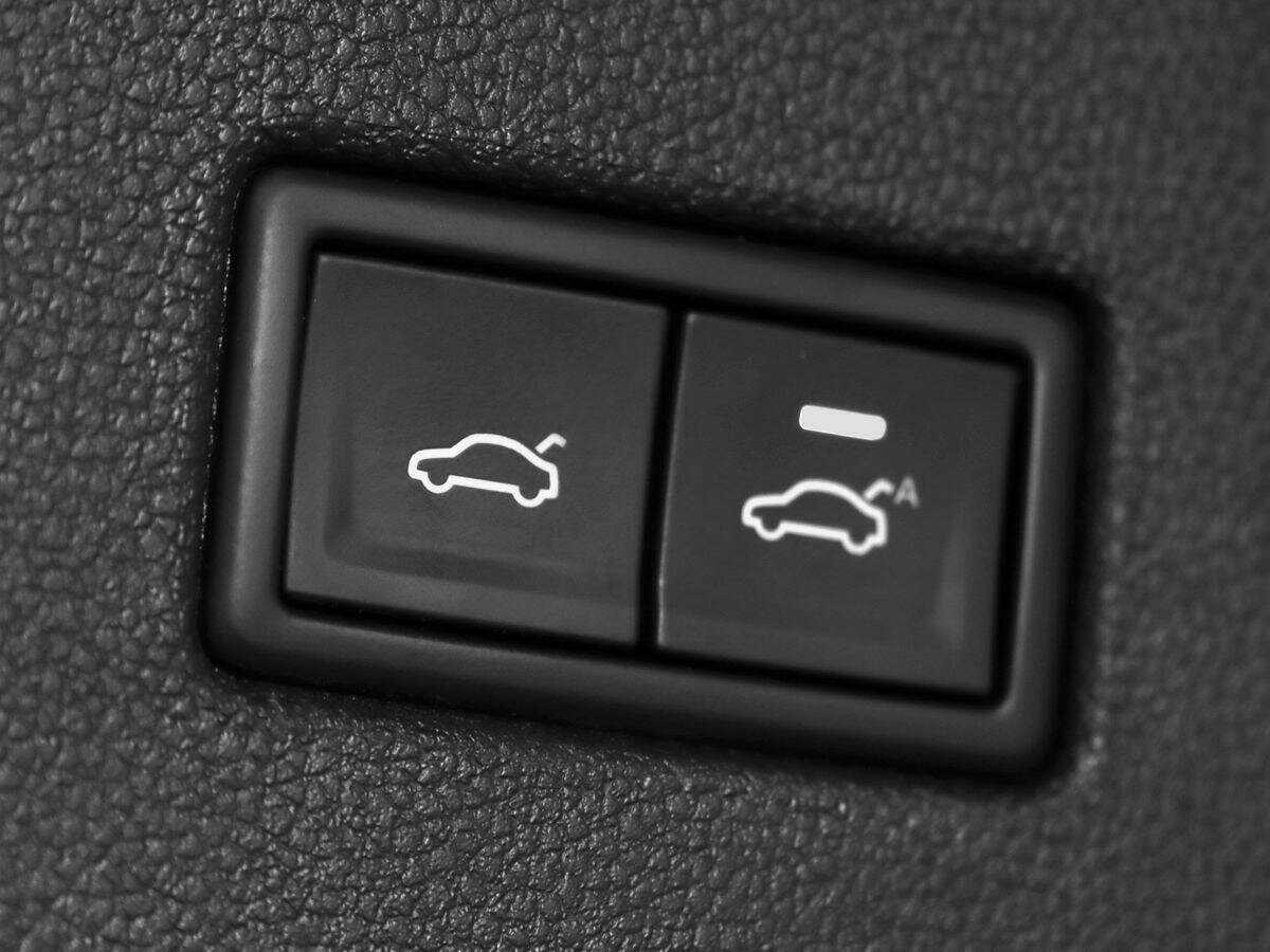 Купить Volkswagen Tiguan с пробегом. Фото: #8