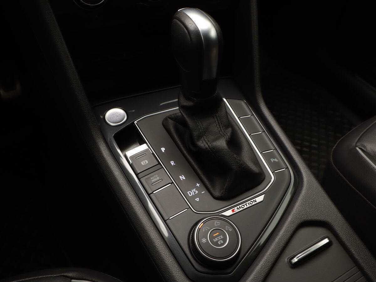 Купить Volkswagen Tiguan с пробегом. Фото: #16
