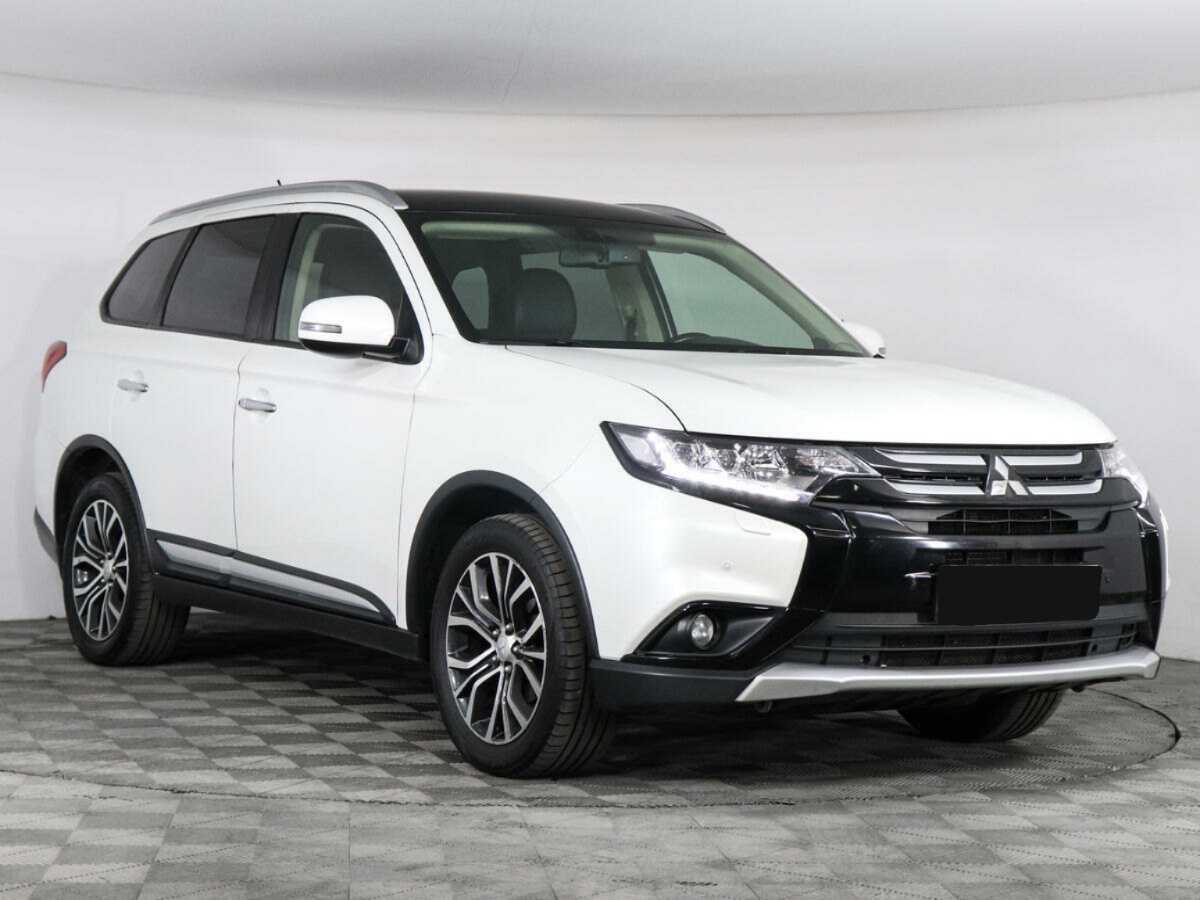 Купить Mitsubishi Outlander с пробегом. Фото: #2