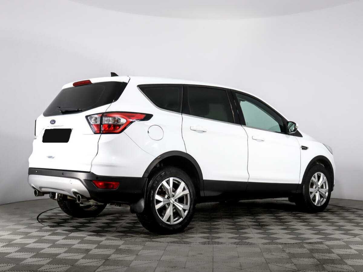 Купить Ford Kuga с пробегом. Фото: #4