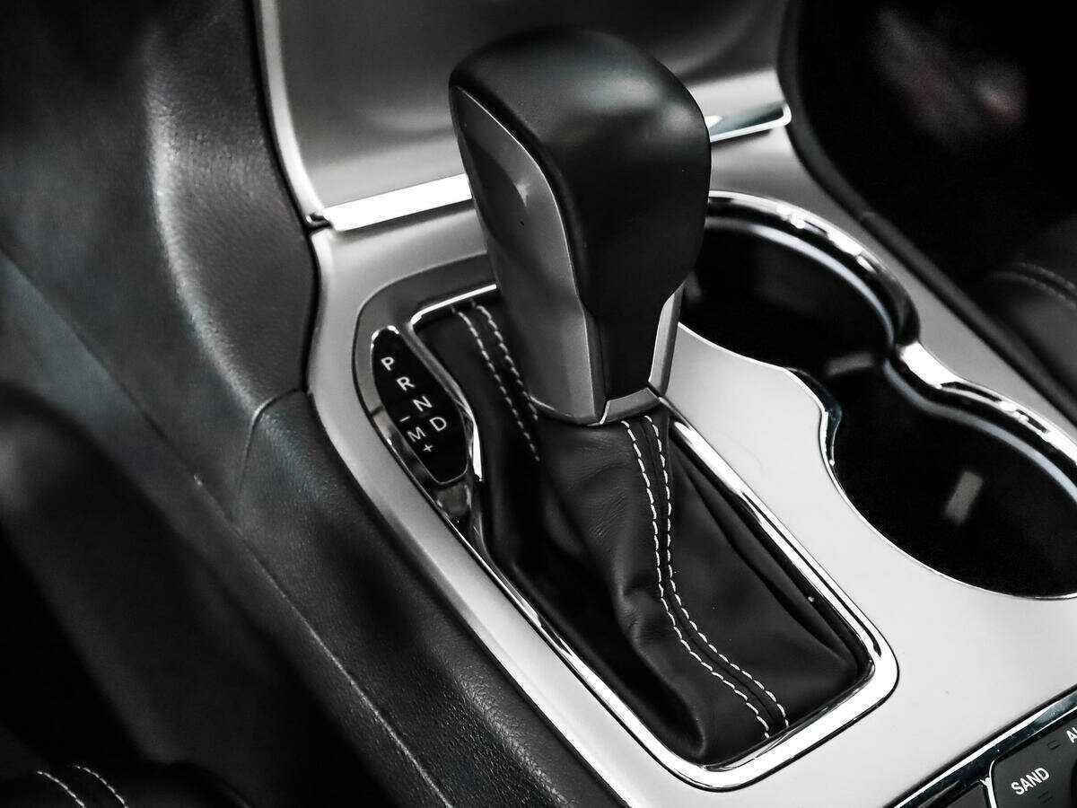 Купить Jeep Grand Cherokee с пробегом. Фото: #11