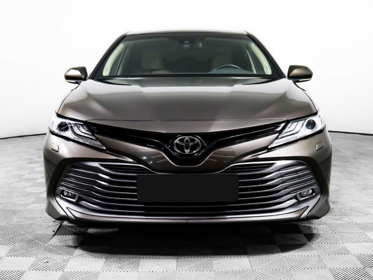 Купить Toyota Camry с пробегом. Фото: #1