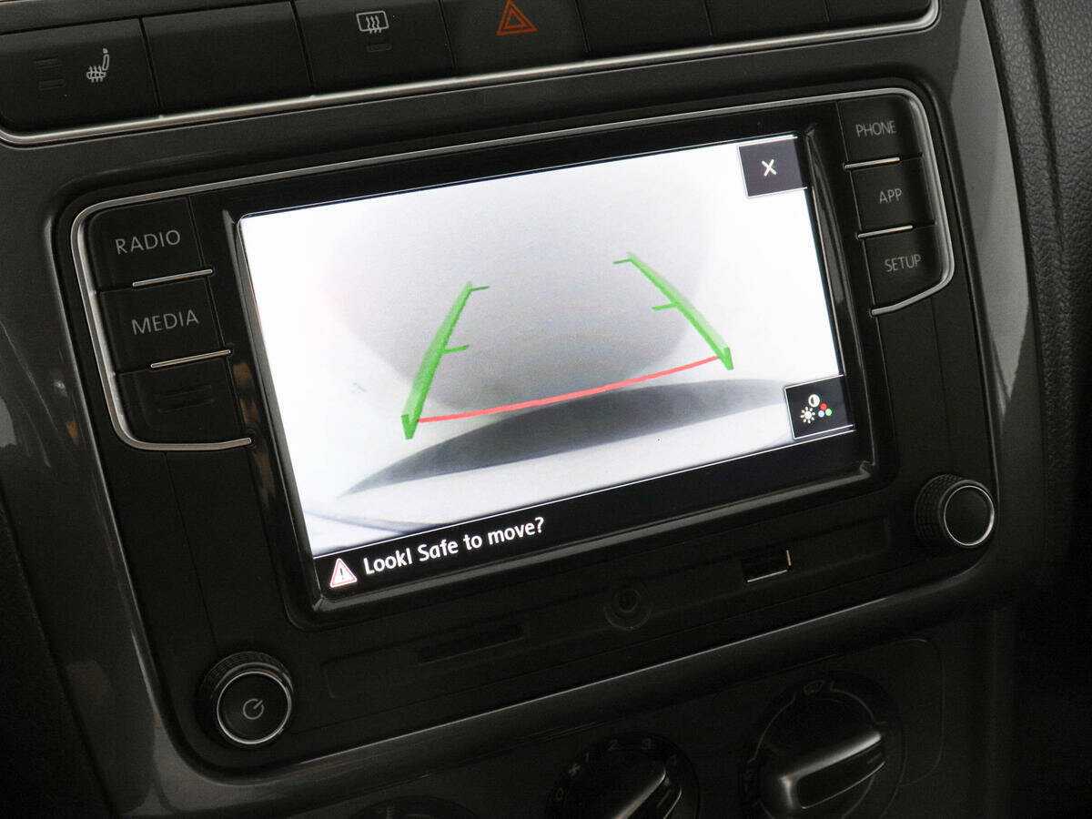 Купить Volkswagen Polo с пробегом. Фото: #12