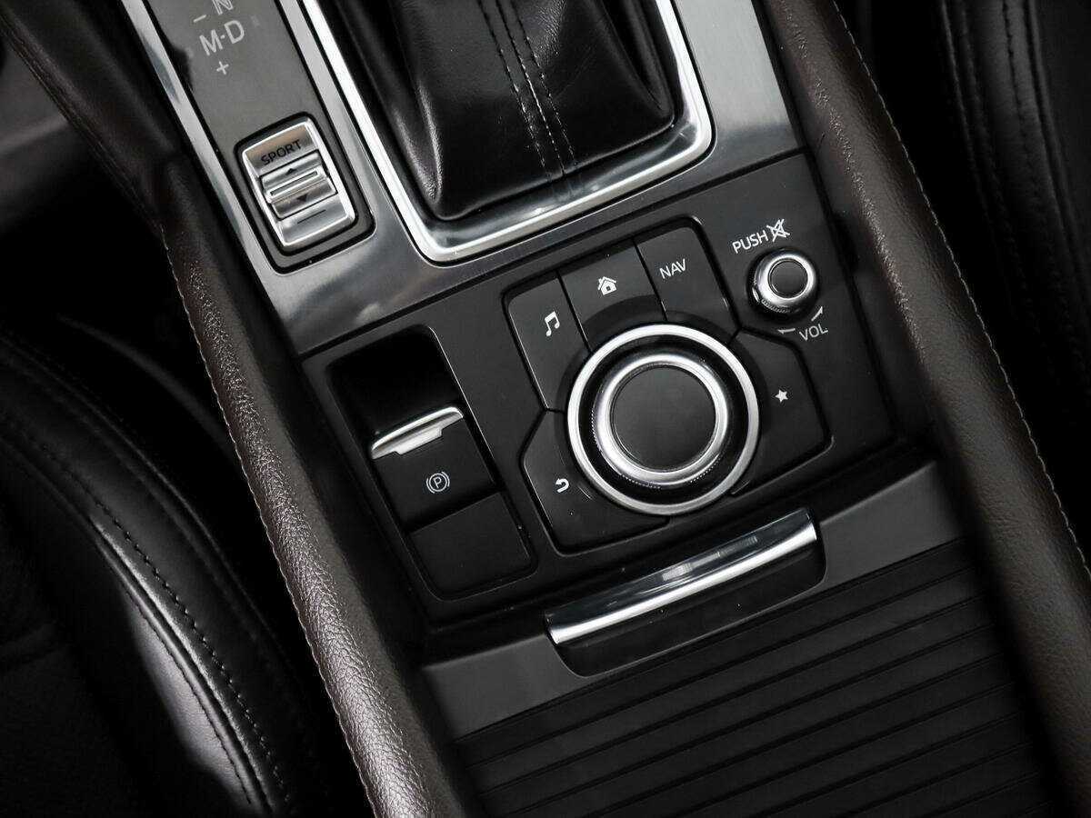 Купить Mazda 6 с пробегом. Фото: #10