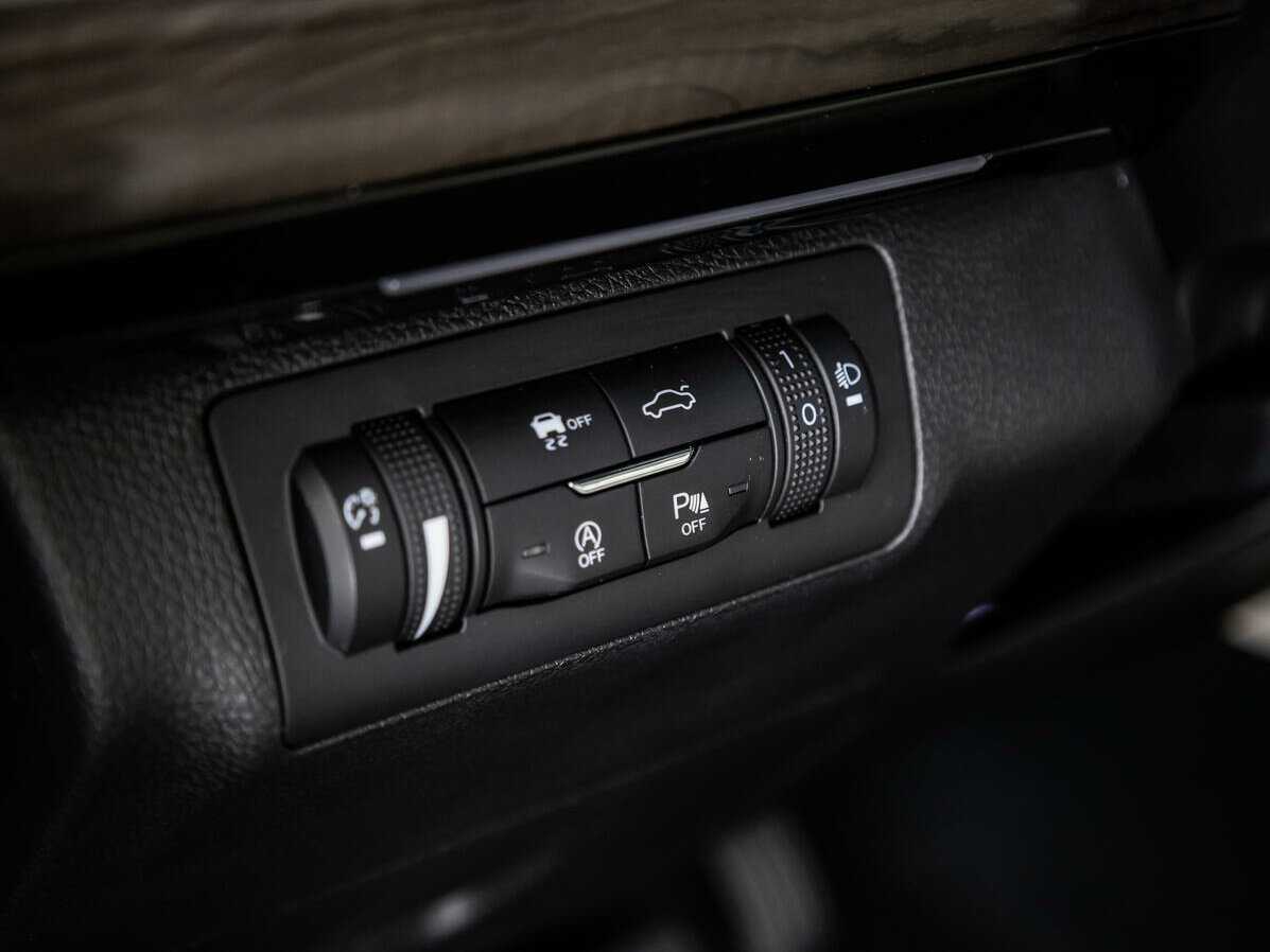 Купить EXEED VX с пробегом. Фото: #22