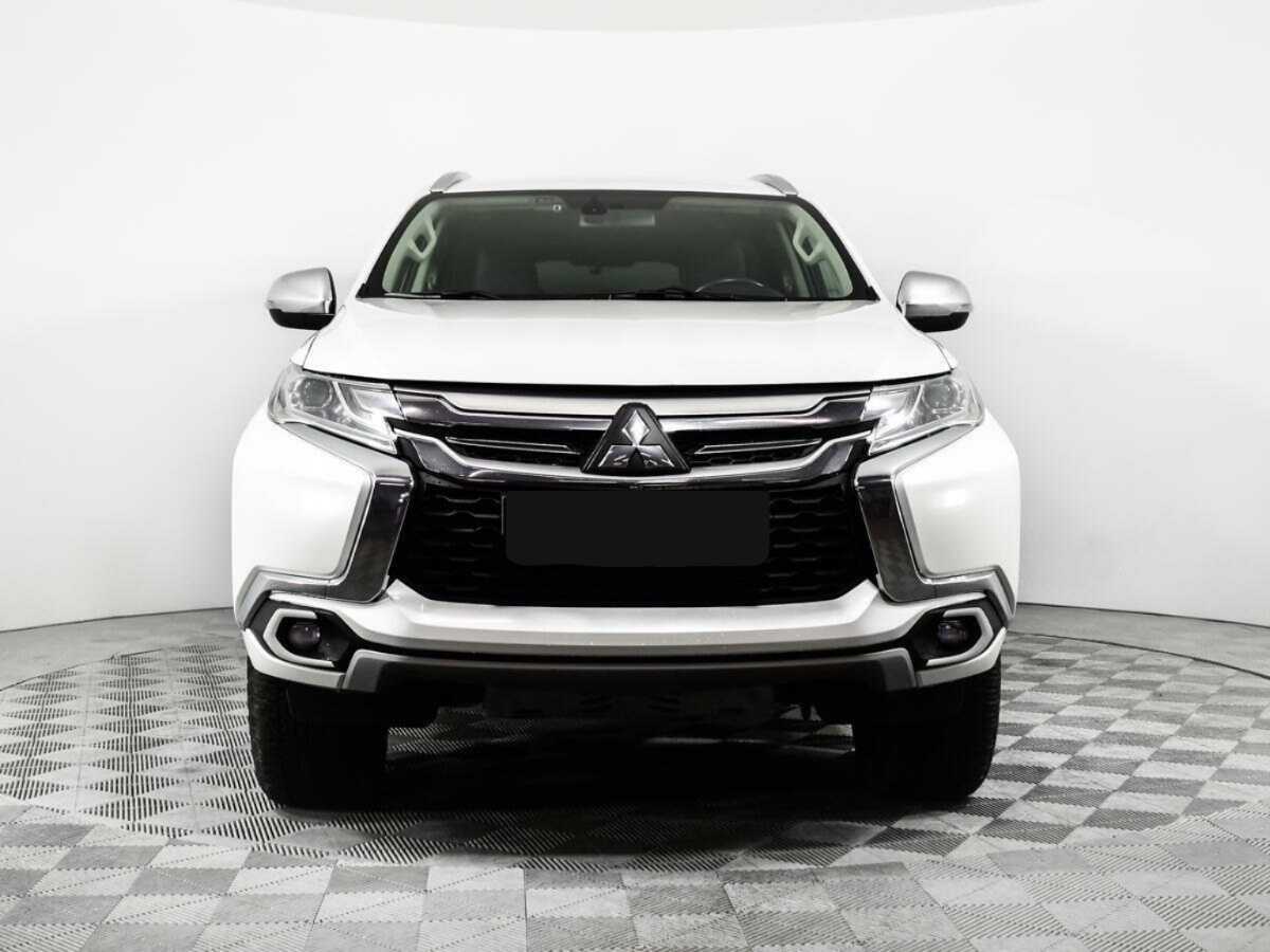 Купить Mitsubishi Pajero Sport с пробегом. Фото: #1