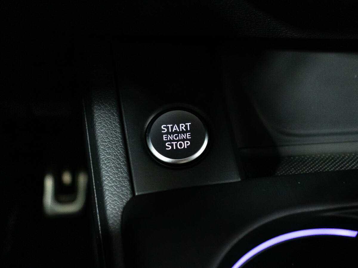 Купить Audi A4 с пробегом. Фото: #18