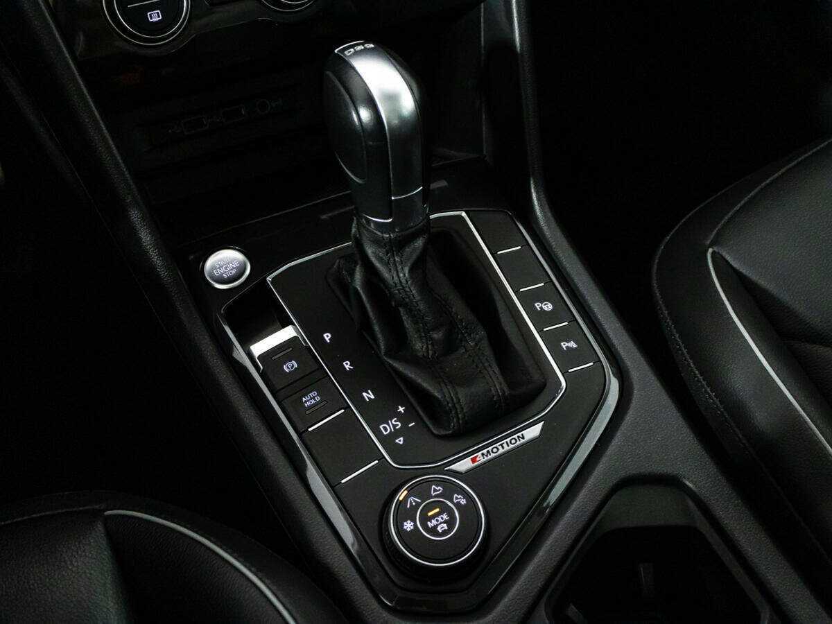Купить Volkswagen Tiguan с пробегом. Фото: #18