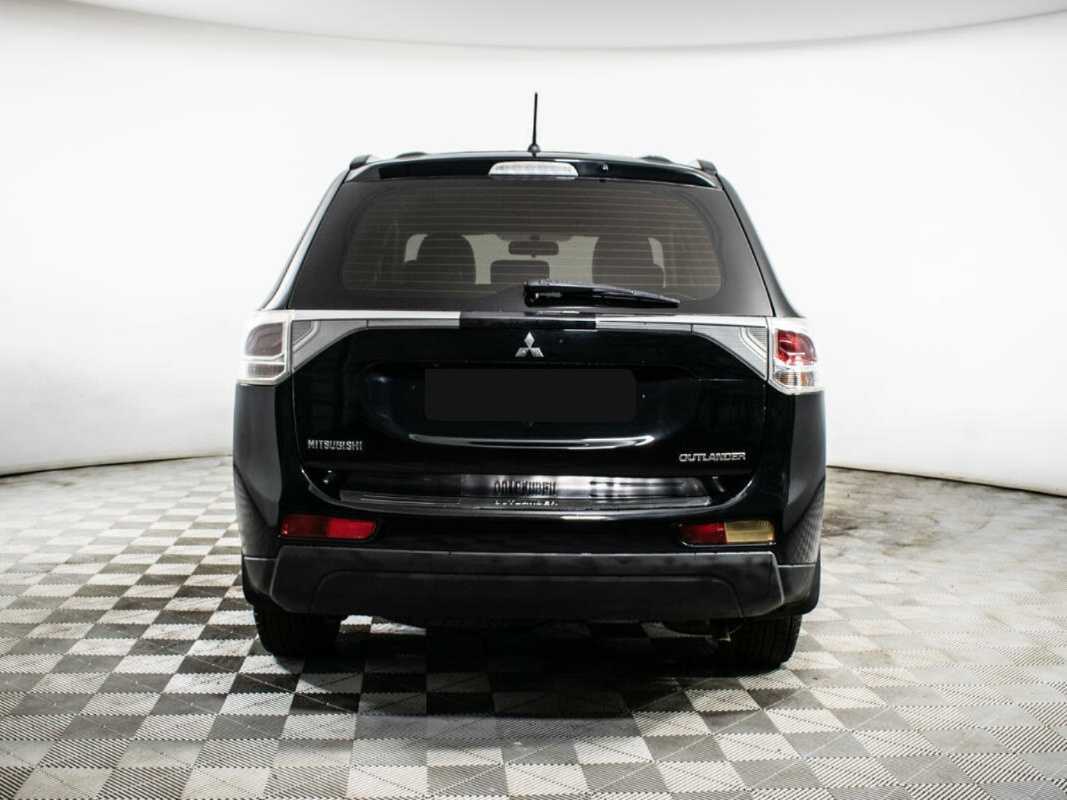 Купить Mitsubishi Outlander с пробегом. Фото: #5