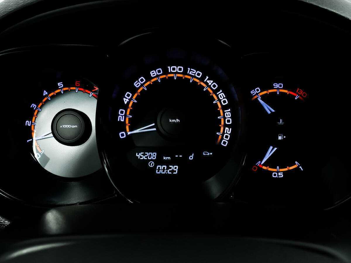 Купить Lada (ВАЗ) Vesta с пробегом. Фото: #9