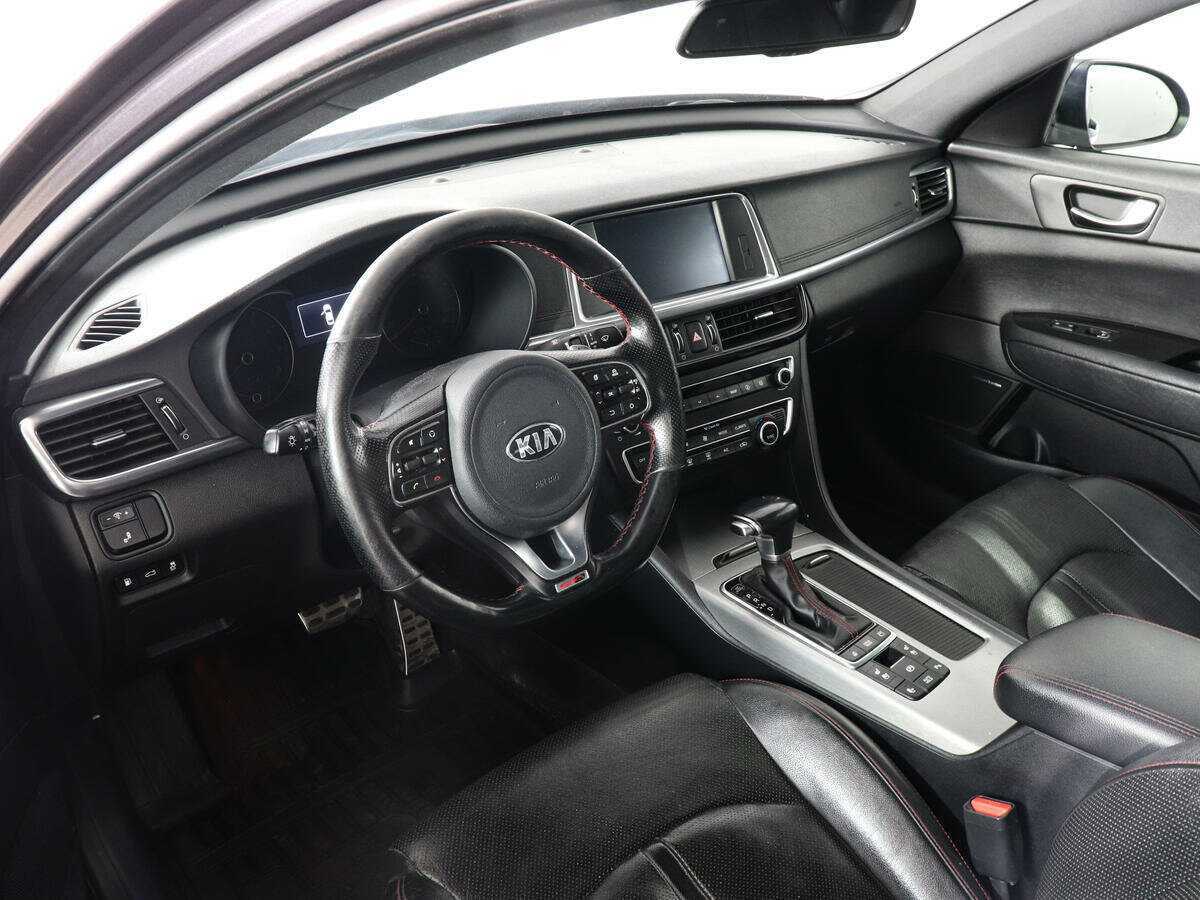 Купить Kia Optima с пробегом. Фото: #8