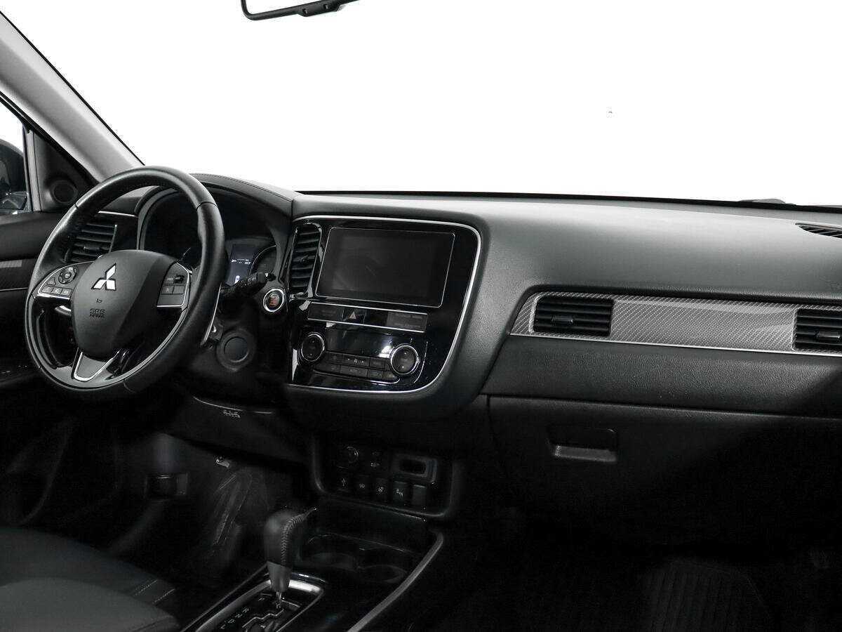 Купить Mitsubishi Outlander с пробегом. Фото: #9