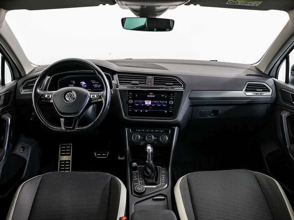 Купить Volkswagen Tiguan с пробегом. Фото: #12