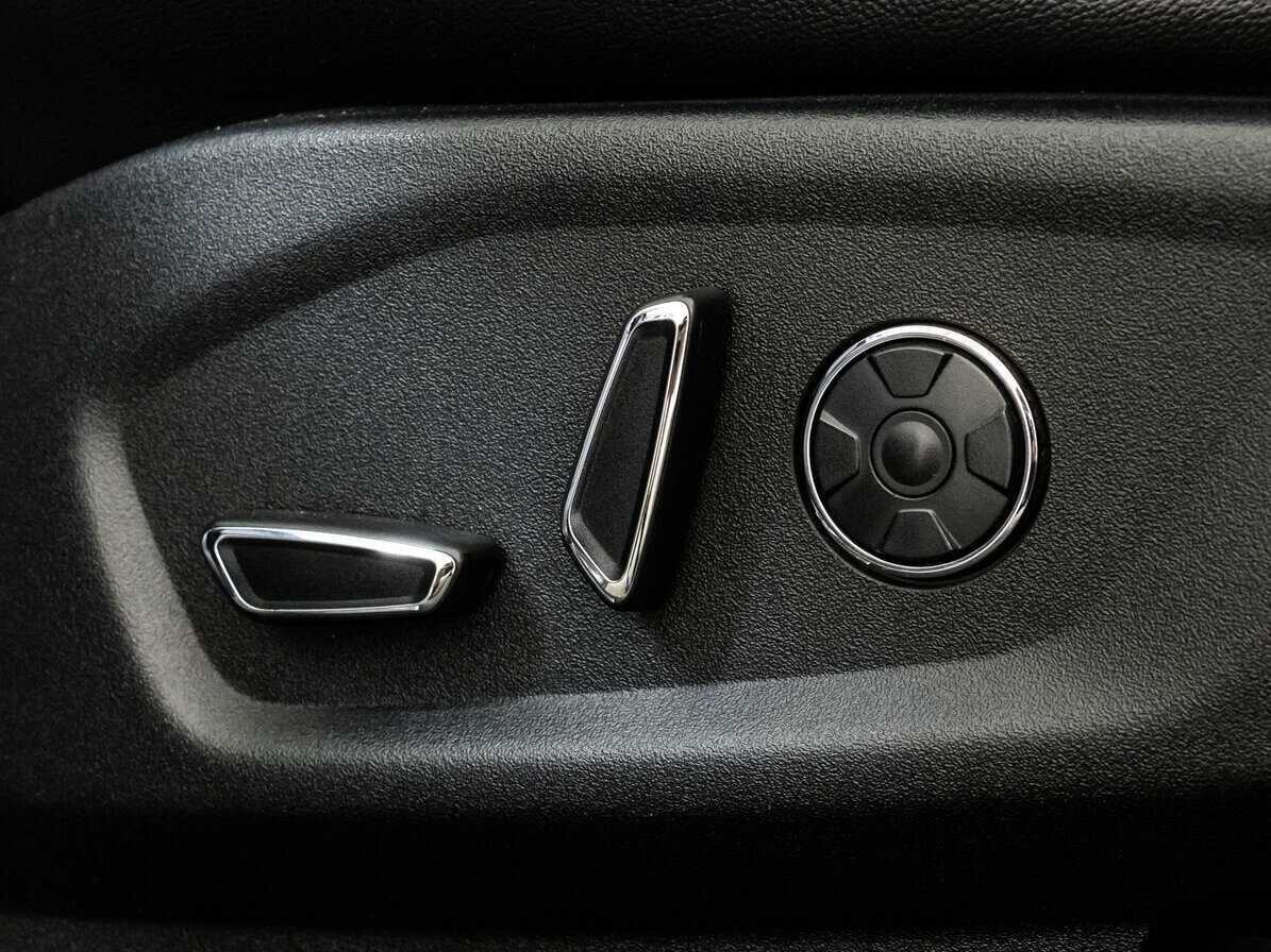 Купить Ford Explorer с пробегом. Фото: #19