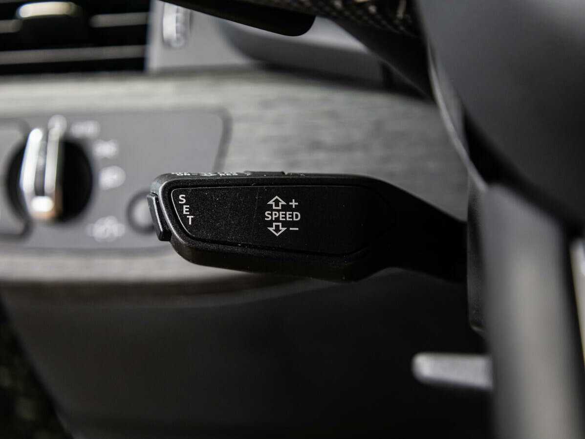 Купить Audi A4 с пробегом. Фото: #16