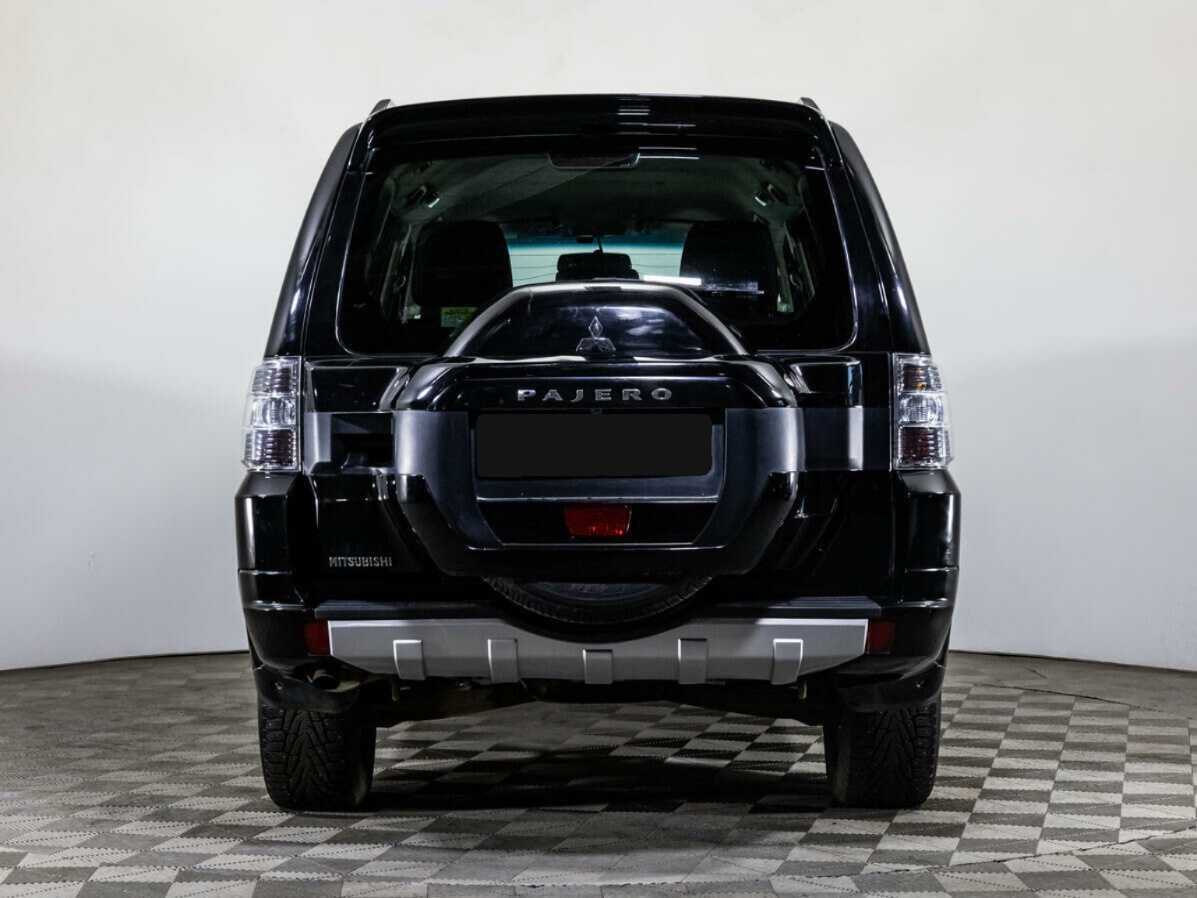 Купить Mitsubishi Pajero с пробегом. Фото: #4