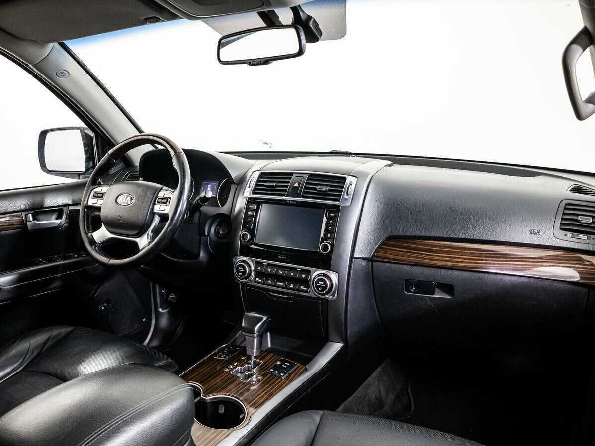 Купить Kia Mohave с пробегом. Фото: #8