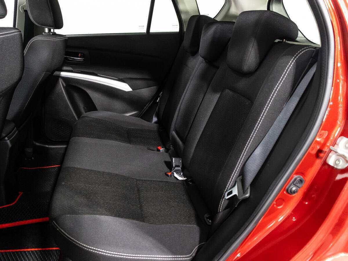 Продажа Б/У Сузуки С-Икс4. Фото: #9