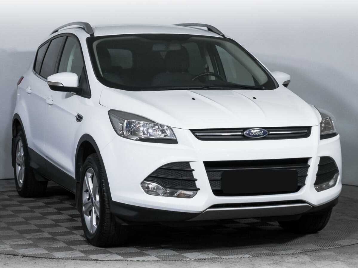 Купить Ford Kuga с пробегом. Фото: #2