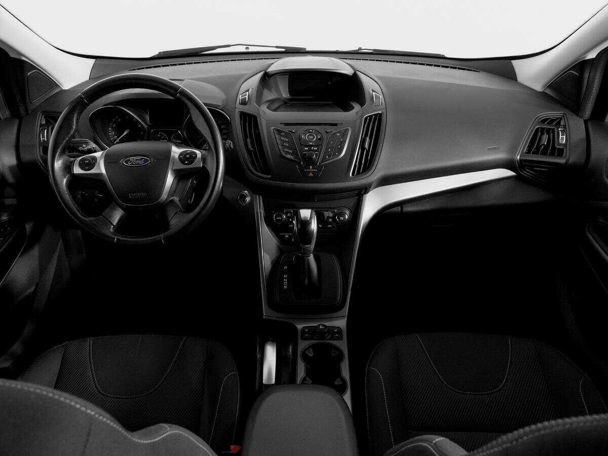 Купить Ford Kuga с пробегом. Фото: #11